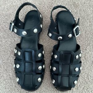 Frēda Salvador Sera Fisherman Black Leather Sandal Studded